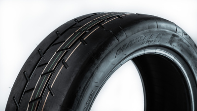  - 225/45R17 Slick  AV (,  2)